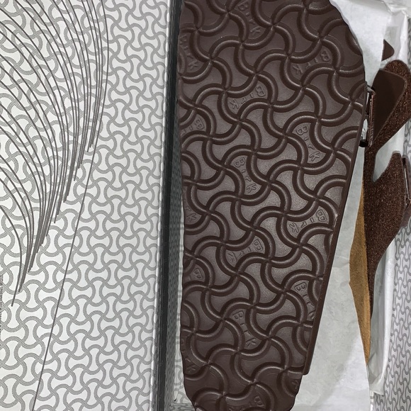 Birkenstock Women’s Arizona Birko-Flor Sandals, Brown NWT - Picture 8 of 11